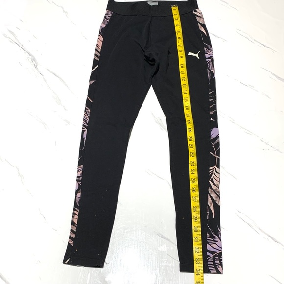 Puma Women’s Black Pink Leaves Print On Sides Lightweight Leggings Size XS/Small - Picture 12 of 12